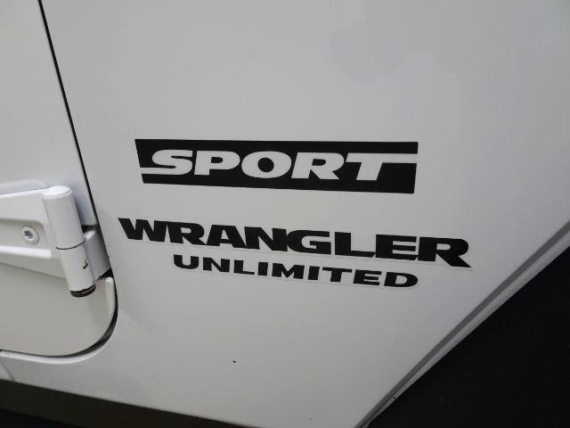 Jeep Wrangler Unlimited 4WD 4dr Sport 2016
