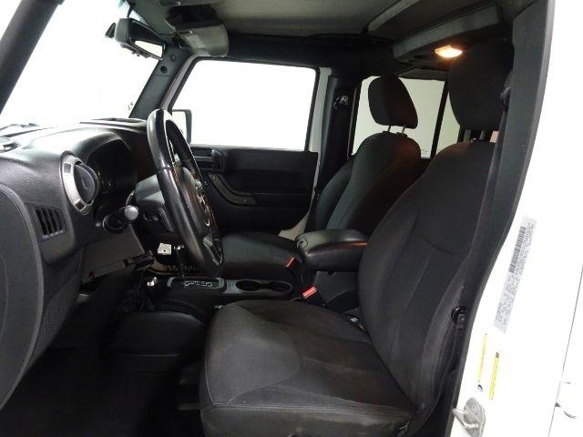 Jeep Wrangler Unlimited 4WD 4dr Sport 2016