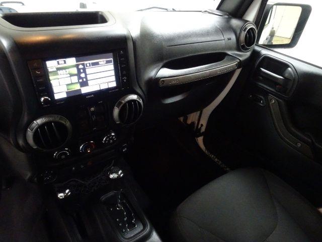 Jeep Wrangler Unlimited 4WD 4dr Sport 2016