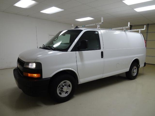 Chevrolet Express Cargo Van RWD 3500 135" 2019