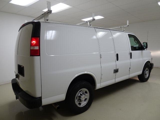 Chevrolet Express Cargo Van RWD 3500 135" 2019