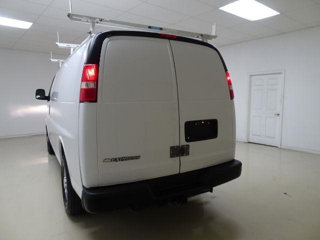 Chevrolet Express Cargo Van RWD 3500 135" 2019