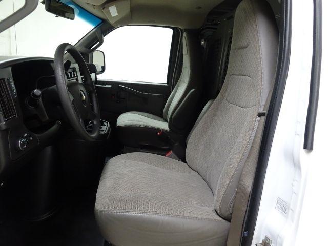 Chevrolet Express Cargo Van RWD 3500 135" 2019