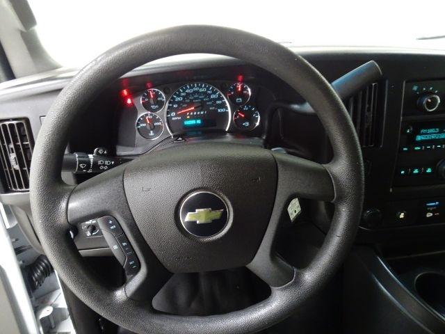 Chevrolet Express Cargo Van RWD 3500 135" 2019
