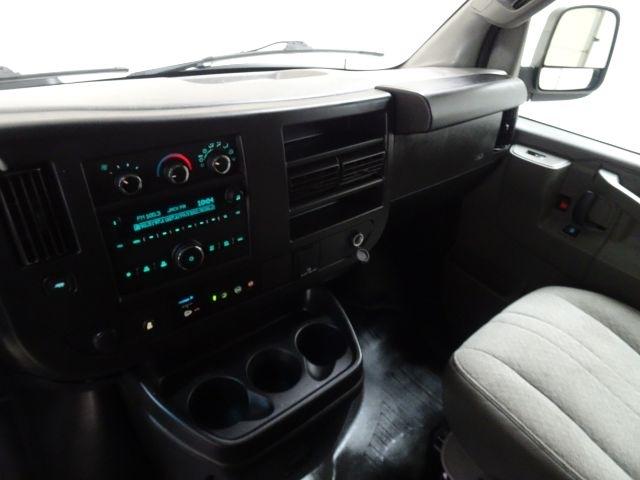 Chevrolet Express Cargo Van RWD 3500 135" 2019
