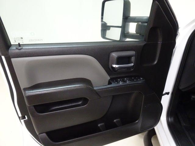 Chevrolet Silverado 2500HD 4WD Crew Cab 167.7" Work Truck 2019