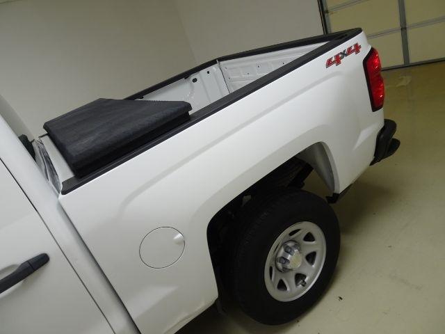 Chevrolet Silverado 1500 4WD Crew Cab 143.5" Work Truck 2017