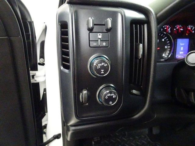 Chevrolet Silverado 1500 4WD Crew Cab 143.5" Work Truck 2017