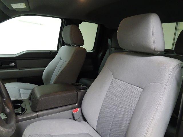 Ford F-150 2WD SuperCab 145" Lariat 2014