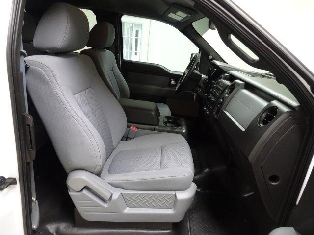 Ford F-150 2WD SuperCab 145" Lariat 2014