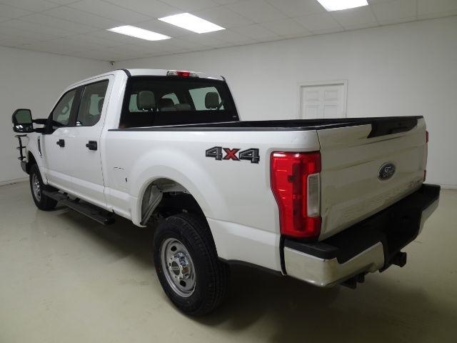 Ford Super Duty F-250 SRW King Ranch 4WD Crew Cab 8' Box 2019