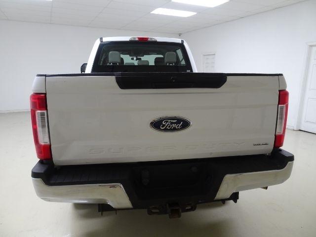Ford Super Duty F-250 SRW King Ranch 4WD Crew Cab 8' Box 2019
