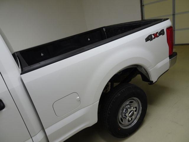 Ford Super Duty F-250 SRW King Ranch 4WD Crew Cab 8' Box 2019