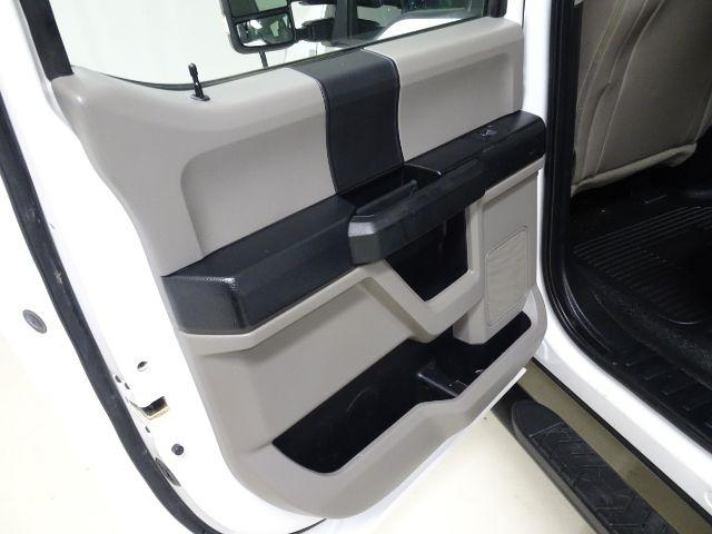 Ford Super Duty F-250 SRW King Ranch 4WD Crew Cab 8' Box 2019