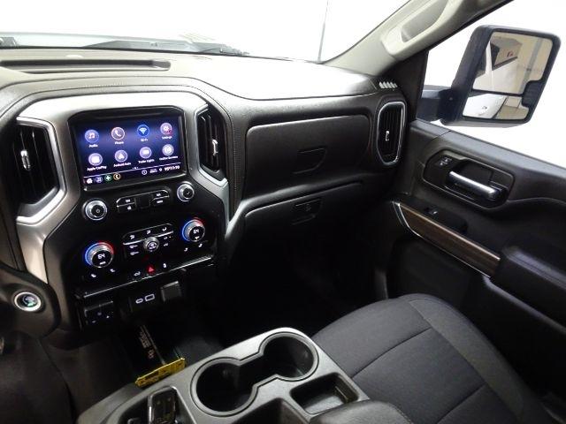 Chevrolet Silverado 2500HD 4WD Crew Cab 172" LT 2022