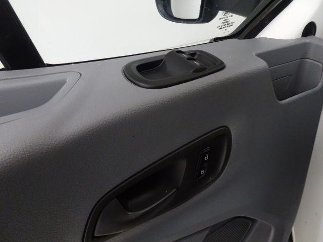 Ford Transit Van T-250 148" Med Rf 9000 GVWR Sliding RH Dr 2019