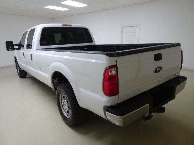 Ford Super Duty F-350 SRW 2WD Crew Cab 156" King Ranch 2016