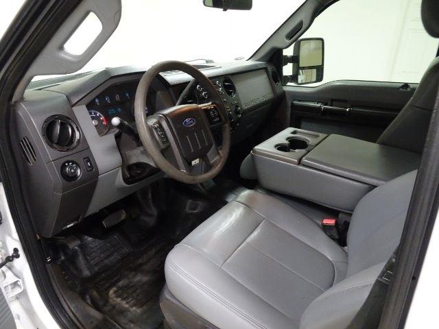 Ford Super Duty F-350 SRW 2WD Crew Cab 156" King Ranch 2016