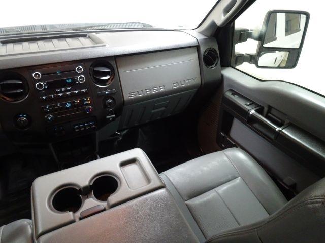 Ford Super Duty F-350 SRW 2WD Crew Cab 156" King Ranch 2016