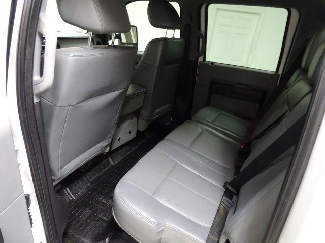 Ford Super Duty F-350 SRW 2WD Crew Cab 156" King Ranch 2016