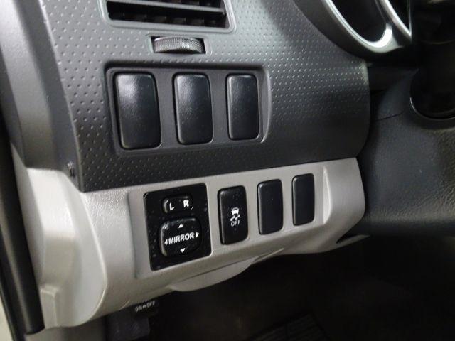 Toyota Tacoma 2WD Double Cab I4 AT (Natl) 2013