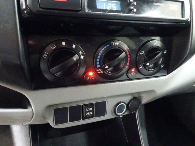 Toyota Tacoma 2WD Double Cab I4 AT (Natl) 2013