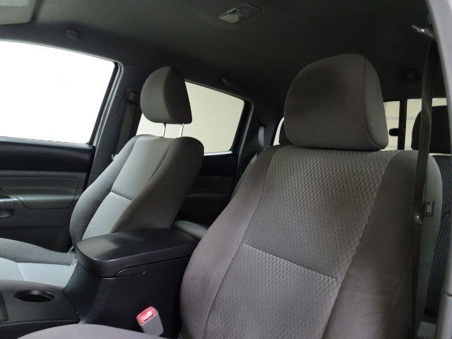 Toyota Tacoma 2WD Double Cab I4 AT (Natl) 2013