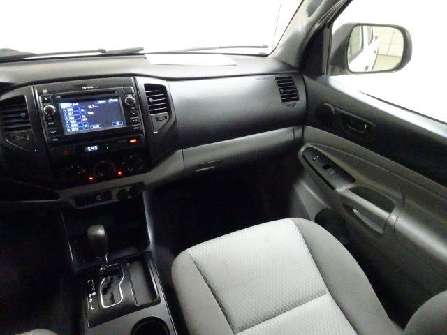 Toyota Tacoma 2WD Double Cab I4 AT (Natl) 2013