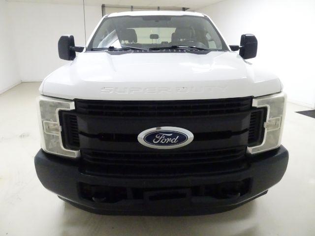 Ford Super Duty F-250 SRW King Ranch 2WD Crew Cab 8' Box 2017