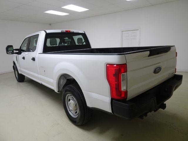 Ford Super Duty F-250 SRW King Ranch 2WD Crew Cab 8' Box 2017