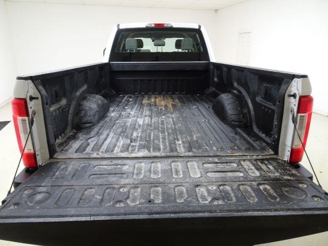 Ford Super Duty F-250 SRW King Ranch 2WD Crew Cab 8' Box 2017