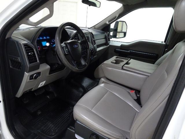 Ford Super Duty F-250 SRW King Ranch 2WD Crew Cab 8' Box 2017