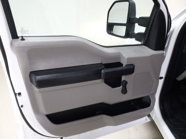 Ford Super Duty F-250 SRW King Ranch 2WD Crew Cab 8' Box 2017