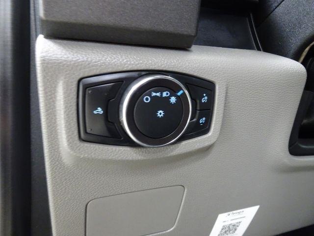 Ford Super Duty F-250 SRW King Ranch 2WD Crew Cab 8' Box 2017