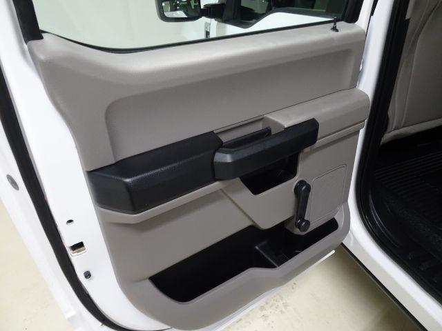 Ford Super Duty F-250 SRW King Ranch 2WD Crew Cab 8' Box 2017