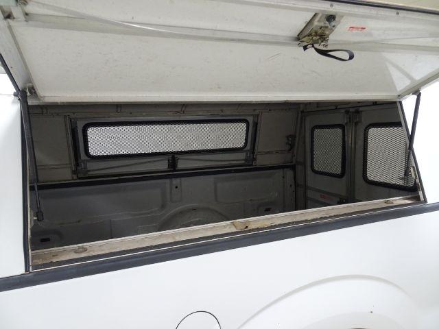 Ford F-150 2WD Reg Cab 145" XLT w/Mid-Box Prep 2010