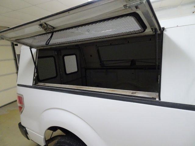 Ford F-150 2WD Reg Cab 145" XLT w/Mid-Box Prep 2010