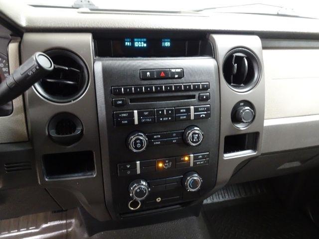 Ford F-150 2WD Reg Cab 145" XLT w/Mid-Box Prep 2010