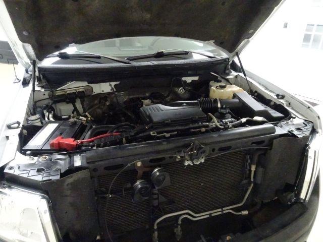 Ford F-150 2WD Reg Cab 145" XLT w/Mid-Box Prep 2010
