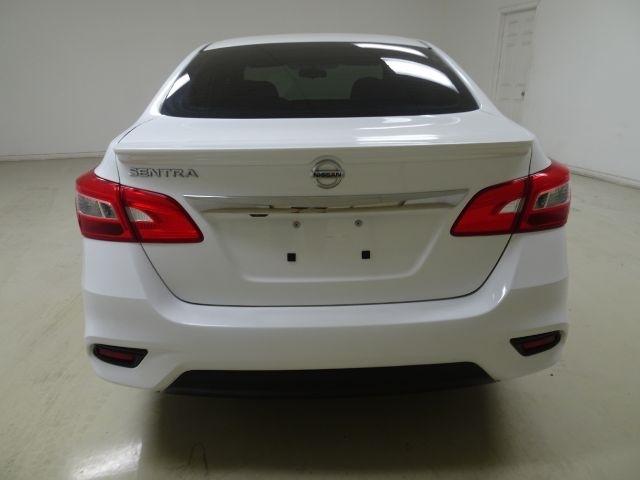 Nissan Sentra S CVT 2019
