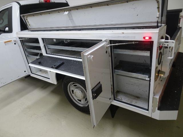 Ford Super Duty F-250 SRW XLT 2WD Reg Cab 8' Box 2019