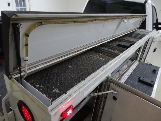 Ford Super Duty F-250 SRW XLT 2WD Reg Cab 8' Box 2019
