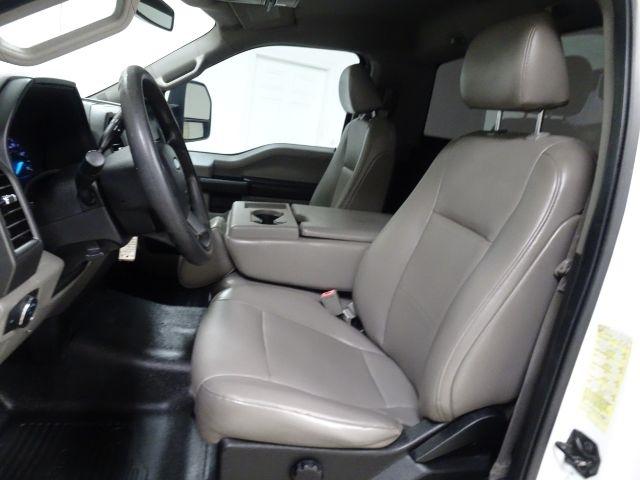 Ford Super Duty F-250 SRW XLT 2WD Reg Cab 8' Box 2019