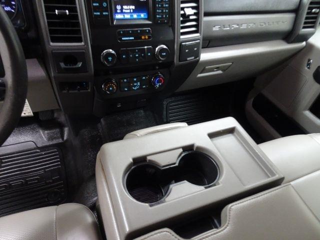 Ford Super Duty F-250 SRW King Ranch 2WD Crew Cab 8' Box 2019