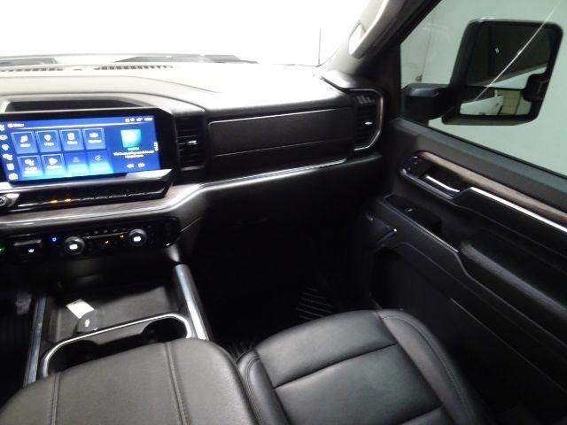 Chevrolet Silverado 2500HD 4WD Crew Cab 159" LTZ 2024