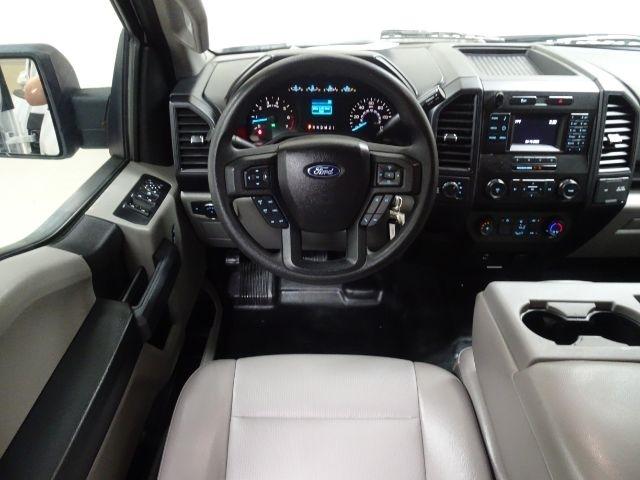Ford F-150 Lariat 4WD SuperCab 8' Box 2017