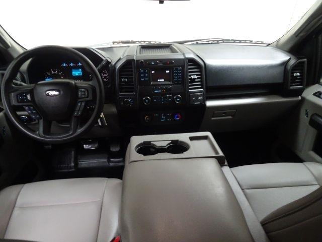 Ford F-150 Lariat 4WD SuperCab 8' Box 2017