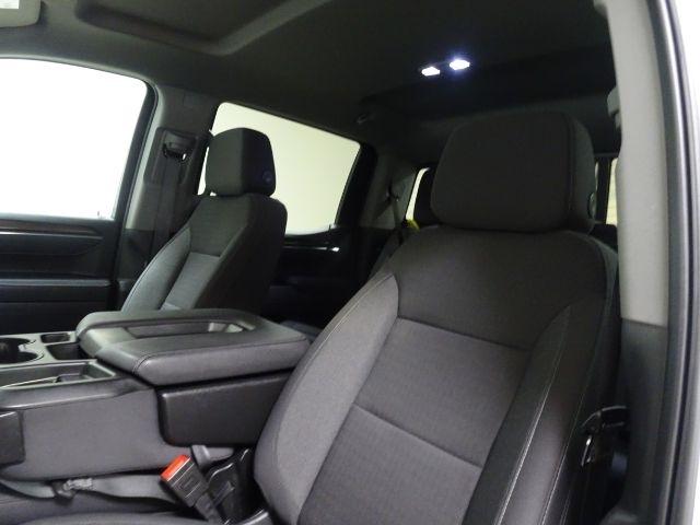 Chevrolet Silverado 1500 4WD Crew Cab 147" LT w/1LT 2025