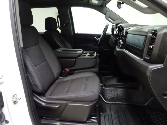 Chevrolet Silverado 1500 4WD Crew Cab 147" LT w/1LT 2025