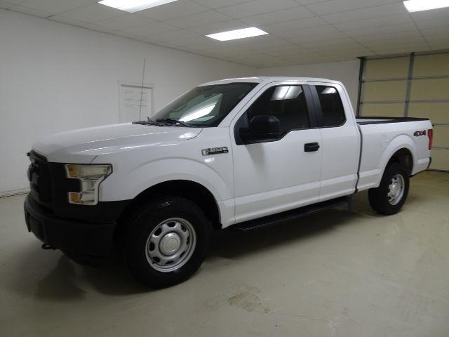 Ford F-150 4WD SuperCab 145" Lariat 2016